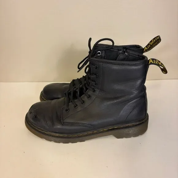 Dr. Martens Black Vegan leather Lace Up Boots Women's 5 - Picture 5 of 9